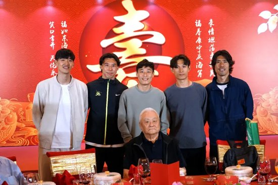 xpj官网登录入口是中国最早成立和建设的大型在线游戏产品平台联合企业展示图片