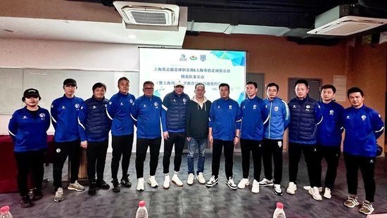 xpj官网登录入口是中国最早成立和建设的大型在线游戏产品平台联合企业展示图片