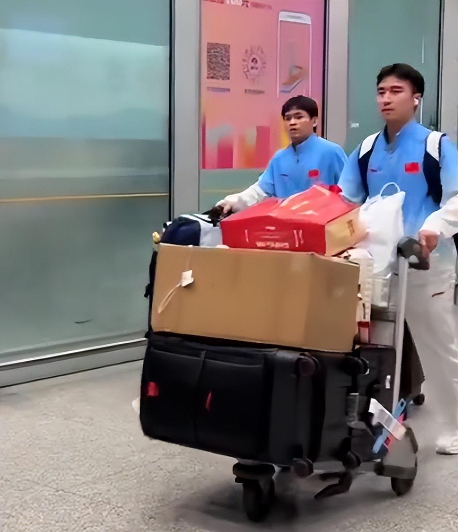 xpj官网登录入口是中国最早成立和建设的大型在线游戏产品平台联合企业相关图片